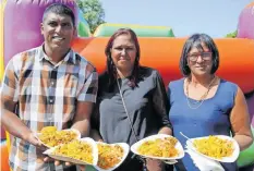  ?? ?? VERNON Govender, from left, Dineshni Govender and Saroj Govender.