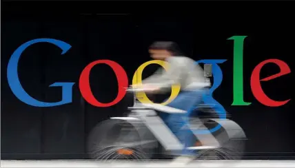  ??  ?? Empresas de tecnologia, como a Google, estão a ser acusadas de eliminarem negócios mais pequenos