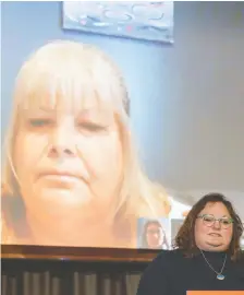  ?? SHAUGHN BUTTS ?? Sarah Hoffman, bottom right, the NDP’S education critic, spoke with educationa­l assistant Lee-ann Kalen by video conference Monday and demanded the Alberta government reverse cuts to support staff.