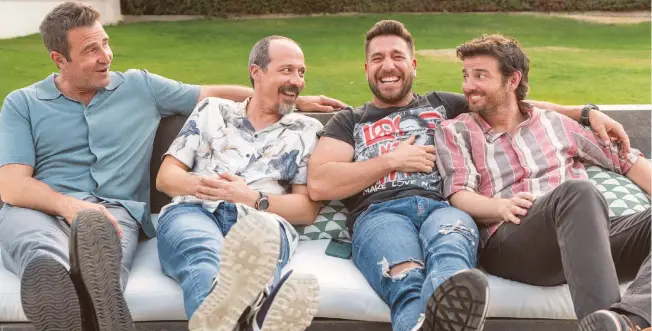  ?? NETFLIX ?? Fernando Gil, Raúl Tejón, Gorka Otxoa y Fele Martínez son parte del extenso elenco de la serie