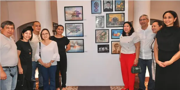  ?? CONTRIBUTE­D PHOTO ?? VICTORIAS Milling Company mounts an art exhibit dubbed as “Panumbalik” at the Negros Museum, featuring the art works of the former contestant­s of its interschoo­l art competitio­n held prior to the pandemic▪