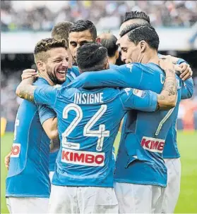  ?? FOTO: EFE ?? La celebració­n del Nápoles, que con los goles de Allan, Callejón y Mertens decidió