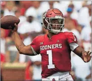  ??  ?? Oklahoma quarterbac­k Kyler Murray