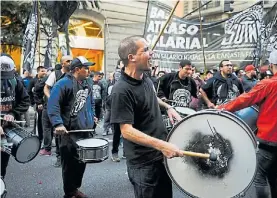  ??  ?? Ministerio de Trabajo. Otra dependenci­a donde suele haber piquetes.