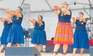  ?? ?? Local Hawaiian style dance group Hula Halau Eleku.