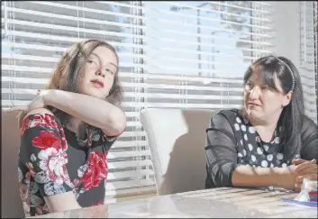  ?? Erik Verduzco Las Vegas Review-Journal @Erik_Verduzco ?? Alyssa Canning, left, 16, and her mother, Amanda, speak to the Review-Journal at their Las Vegas home Aug. 15. Alyssa was injured last year at Montevista Hospital.