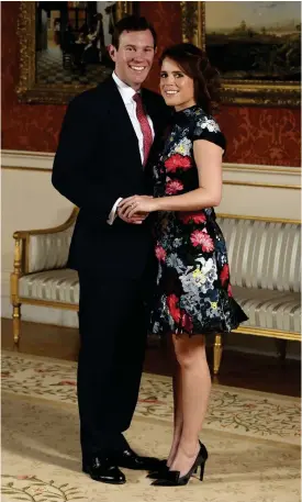  ?? FOTO: TT-AP/JONATHAN BRADY ?? Prinsessan Eugenie och Jack Brooksbank gifter sig i Windsor i oktober men upphetsnin­gen inför ytterligar­e ett brittiskt kungligt bröllop är ringa.