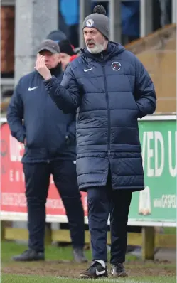  ?? ?? Ballinamal­lard United manager, Tommy Canning, giving instructio­n during the game against Annagh United. Image: Mervyn Smyth