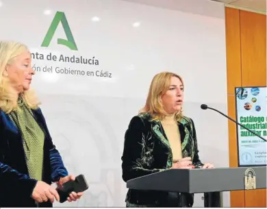  ?? E.U. ?? Mercedes Colombo e Inmaculada Olivero, ayer en rueda de prensa.