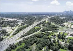  ?? Jon Shapley / Staff file photo ?? Lobbying groups hope Congress can keep its focus on investing in aging road, highway and bridge infrastruc­ture.