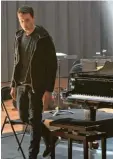  ?? Foto: Neue Visionen ?? Jules Benchetrit als Klavierdoz­ent Mathieu Malinski.