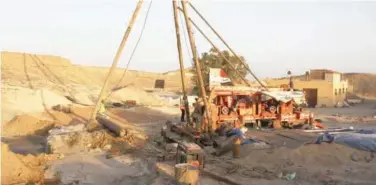  ?? R euters ?? ↑
A view of work around an 84-metre well being dug to draw seawater that will be desalinate­d using solar power at the resort area in Egypt.