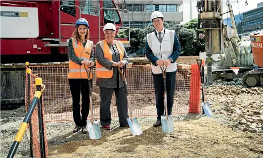  ??  ?? From left to right: Angie Mentis, CEO Bank of New Zealand; Liz Mellish, Tenths Trust and Lincoln Fraser, Newcrest.