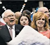  ?? DANIEL ACKER/BLOOMBERG ?? Warren Buffett, CEO of Berkshire Hathaway, speaks in an exhibit hall Saturday before a shareholde­rs meeting.