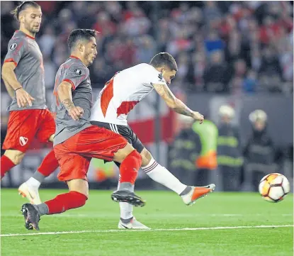  ?? Mauro alfieri ?? el zurdazo rumbo a las semifinale­s: Quintero sella el 2-1, que transformó el desarrollo