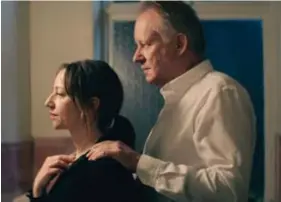  ?? © rr ?? Andrea Braein Hovig en Stellan Skarsgård.