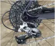  ??  ?? TOP SRAM Rival 1 groupset with Easton crankset
ABOVE 40t chainring and 11-42t cassette: great for steep climbs