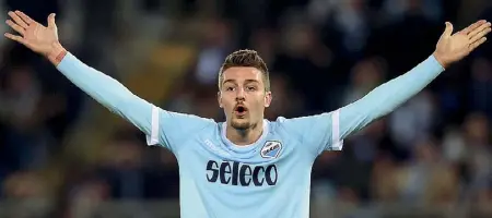  ??  ?? Talento Sergej Milinkovic­Savic, 23 anni, ha giocato una grande stagione nel ruolo di fantasista lo scorso anno al suo esordio nel campionato italiano