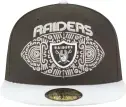  ??  ?? La gorra de edición especial de Oakland luce atractivos detalles.
