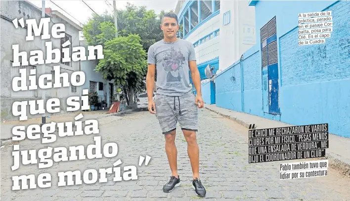  ?? ALFREDO MARTINEZ ?? la A la salida de práctica, parado en el pasaje Corbatta, posa para Olé. Es el capo de la Cuadra.