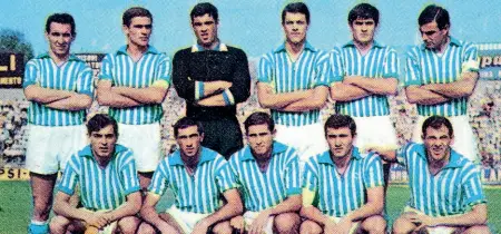  ?? Storia ?? In alto, da destra, il secondo è Paolo Mazza, poi Renato Dall’Ara e Gipo Viani (foto Polesine sport) Sotto la Spal del 1966-’67 con Osvaldo Bagnoli e Fabio Capello