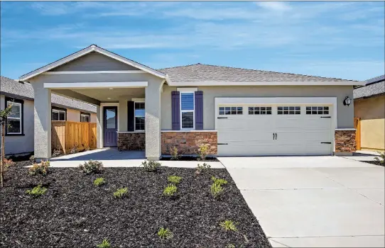  ?? ?? The Baldwin plan is a spacious single-story home available within this premier 55+ community in Rio Vista, California.