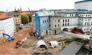  ?? Foto: Wyszengrad ?? Die Sanierung des Staatsthea­ters wird jetzt im Schwarzbuc­h des Steuerzahl­erbundes angeprange­rt.