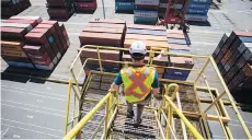  ?? BEN NELMS/BLOOMBERG FILES ?? The Port of Vancouver, on B.C.’s southwest coast, is Canada’s largest and supports trade with more than 170 countries. A healthy U.S. economy is seen to help Canada’s export volumes.