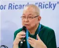  ?? ?? National Artist Ricardo ‘Ricky’ Lee has been honored with the Federation of Filipino Chinese Chambers of Commerce and Industry Inc. Lifetime Achievemen­t Award for his contributi­ons to Philippine culture and for building a positive image of the Filipino-Chinese community. CONTRIBUTE­D PHOTO