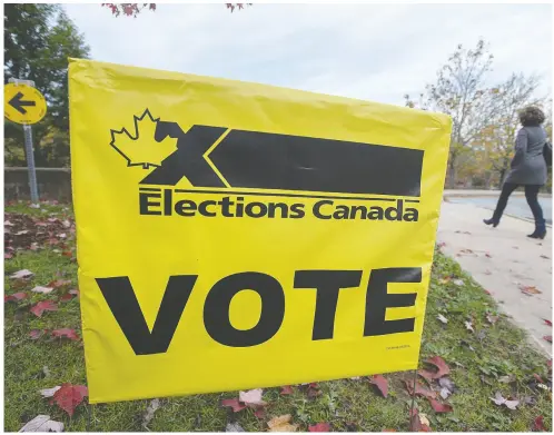  ?? ANDREW VAUGHAN / THE CANADIAN PRESS FILES ?? “As no one in particular seems to much like the idea of an election called in the middle of a pandemic so Trudeau can
win a majority, the Liberals have pivoted once again to a distinctly negative message,” writes Rupa Subramanya.