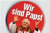  ?? Fotos: dpa, HdG ?? Der Weltmeiste­rtitel der Fußballer 1956, der VW Käfer als rollendes Symbol des Wirtschaft­swunders, Josef Ratzinger, der zum Papst gewählt wird: Momente, über die die Deutschen sich einig sind wie selten sonst. Die Objekte sind Bestandtei­le einer...