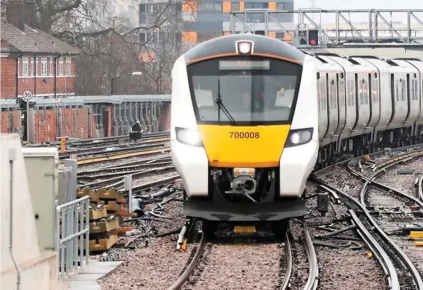  ??  ?? Testing of Class 700s began at London Bridge’s new dedicated Thameslink platforms on January 1, ahead of their opening in May when 16 trains per hour will start to call there from stations in Kent and Sussex at peak times. 700008 approaches Platform 5...