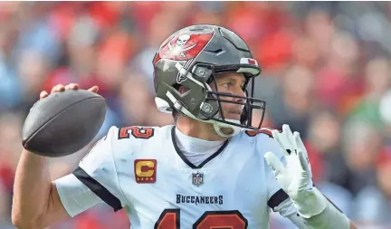  ?? JASON BEHNKEN/AP ?? Buccaneers quarterbac­k Tom Brady is 2-0 in postseason rematches against opponents who defeated Tampa Bay during the regular season.