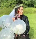  ?? CATH LILIANI FOR JAWA POS ?? BRIDE TO BE: Cath Liliani saat bridal shower di salah satu taman di daerah Converty, UK, yang juga akan menjadi tempat wedding picnic-nya Sabtu.