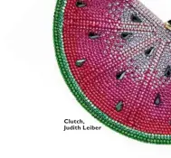  ??  ?? Clutch, Judith Leiber