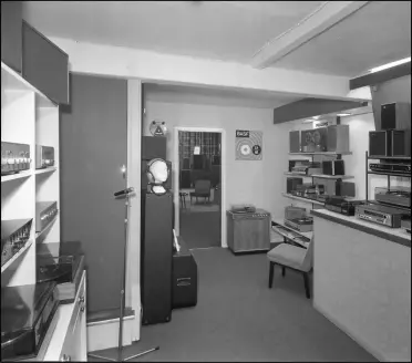  ?? ?? Circa 1963 - Audio equipment on the upper floor at number 40 high street with a demonstrat­ion room at the front over the photograph­y shop