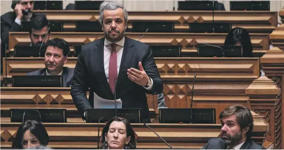  ??  ?? Gonçalves Pereira deixou o parlamento em março, para se “dedicar de corpo e alma ao combate autárquico”. Ficou fora das listas.