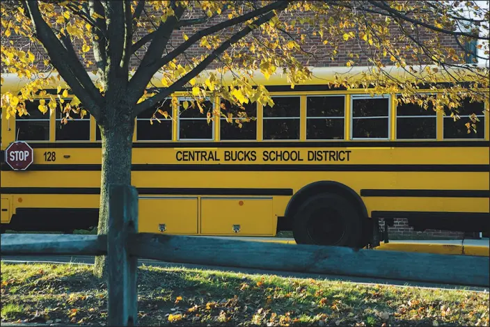  ?? PHOTOS BY MICHELLE GUSTAFSON / THE NEW YORK TIMES ?? In the Central Bucks School District, outside Philadelph­ia, the debate at school board meetings can seem disconnect­ed from the crises brewing inside the schools.