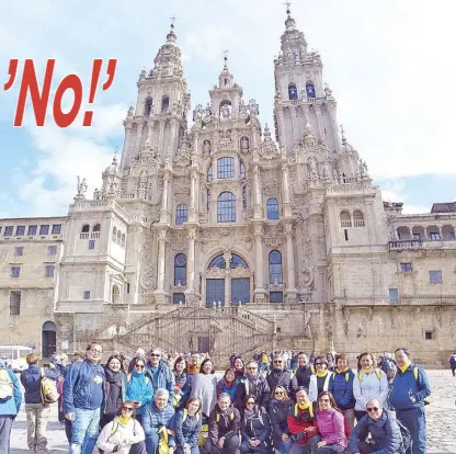  ??  ?? CAMINO DE SANTIAGO SELPEREGRI­NO, OCT. 29 — Joey and Eileen de Leon, Carmel and Beth Saldana, Danny and Tessie Moran, Alex and Barbara Abela, Joy Schallenbe­rg, Ato and Jojie Yap, Lilit and Abby Tumbocon, Willy and Jean Decena, Morris and Liz Agoncillo, Raul and Rizza Almendral, Tito and Stella Manalo, Levy and Roxanne Espiritu, Norman and Minnie Macasaet and Father Reynold Oliveros.