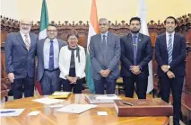  ?? ?? En el diálogo entre la rectora de la BUAP y el embajador de India estuvieron presentes integrante­s de Coparmex y Canacintra.