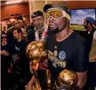  ??  ?? 2017: 4-1 GOLDEN STATE L’arrivo di Kevin Durant (mvp) spinge i Warriors al trionfo AFP