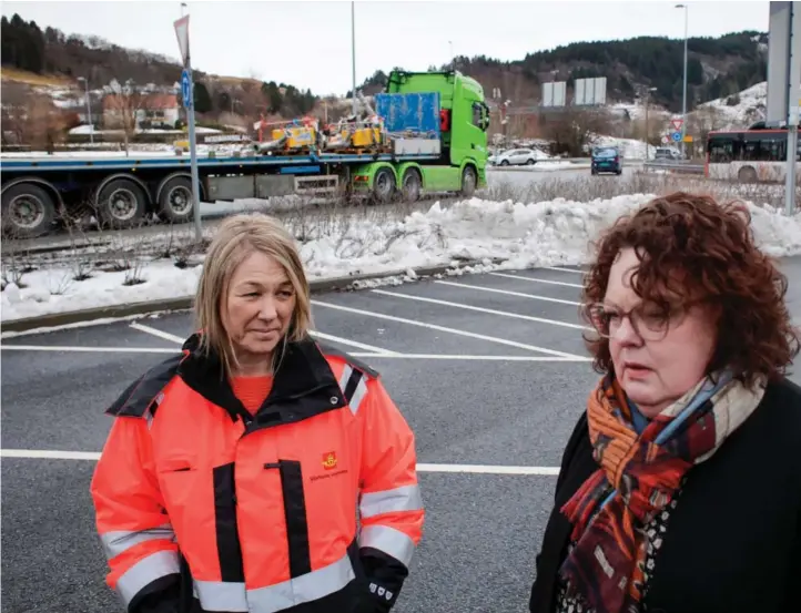  ?? ?? Prosjektle­der Beate Riisnæs og varaordfør­er Nina Bognøy (Ap) jobber for ny tunnel i Åsane.