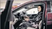  ?? AP FILE ?? Car saleswoman Maram poses for a photo in Riyadh.