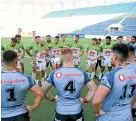  ?? GETTY IMAGES ?? Warriors and Canberra players talk after the game on the Gold Coast yesterday.