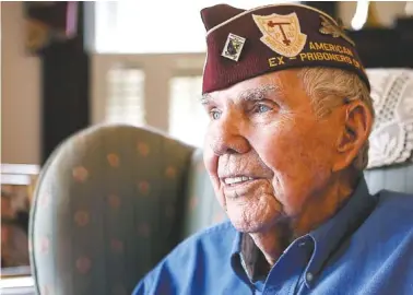  ?? STAFF PHOTO BY C.B. SCHMELTER ?? Veteran Earl “Bo” Cline poses at his home in Chattanoog­a recently.