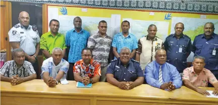  ??  ?? Northern Divisional Police Commander (DPC) Senior Superinten­dent of Police (SSP) Eparama Waqa (sitting fourth from left) with senior police officers and pastors after a meeting at the Police Headquarte­rs in Labasa.