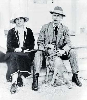 ?? [ Getty Images/Photo 12] ?? Vom hungernden jungen Mann zum Nobelpreis­träger: Hamsun mit seiner Frau, Marie.