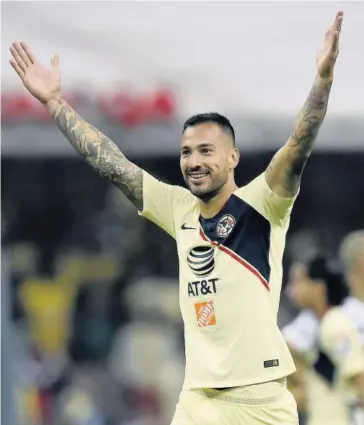  ?? FOTO: AFP ?? &gt; Emanuel Aguilera, del América, celebra su anotación.