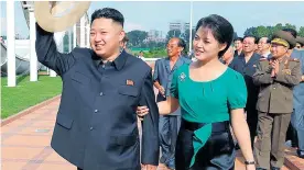  ?? AFP ?? En foto de archivo aparecen el líder Kim Jong-Un y su esposa Ri Sol-Ju.