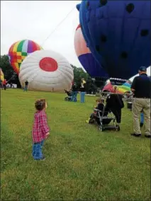  ?? PHOTO PROVIDED ?? Hot air balloons prepare to launch Saturday morning at the Saratoga Balloon and Craft Festival.